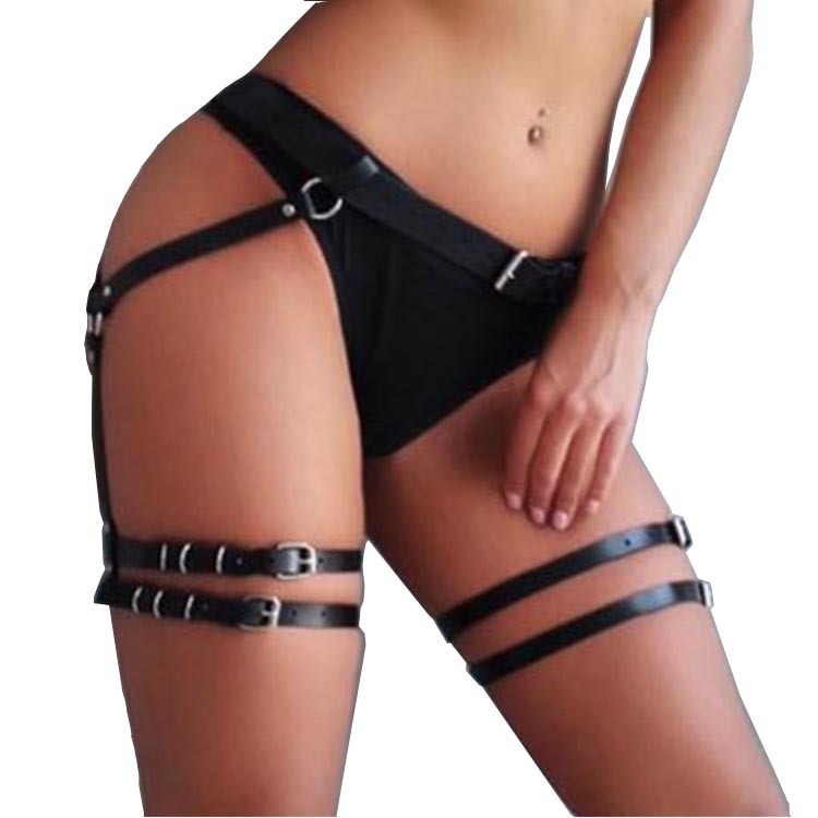 Adjustable restraint queen leather belt